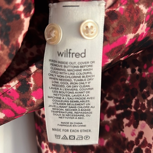 Aritzia Wilfred Tie Front Satin Blouse - Picture 4 of 6